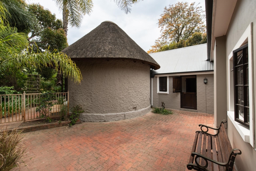 4 Bedroom Property for Sale in Proteaville Western Cape